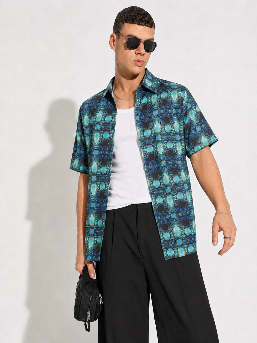 Men’s Abstract Printed Blue Regular Fit Short Sleeves Shirt with Spread Collar