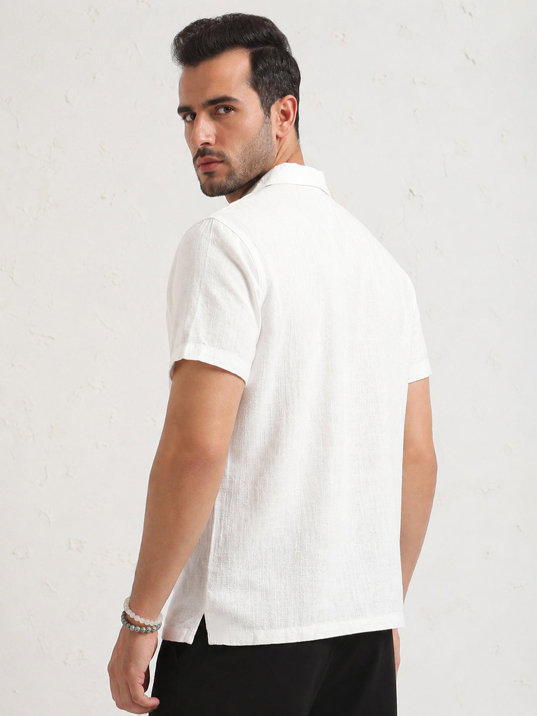 Men’s White Relaxed Fit Short Sleeves Shirt with Cuban Collar