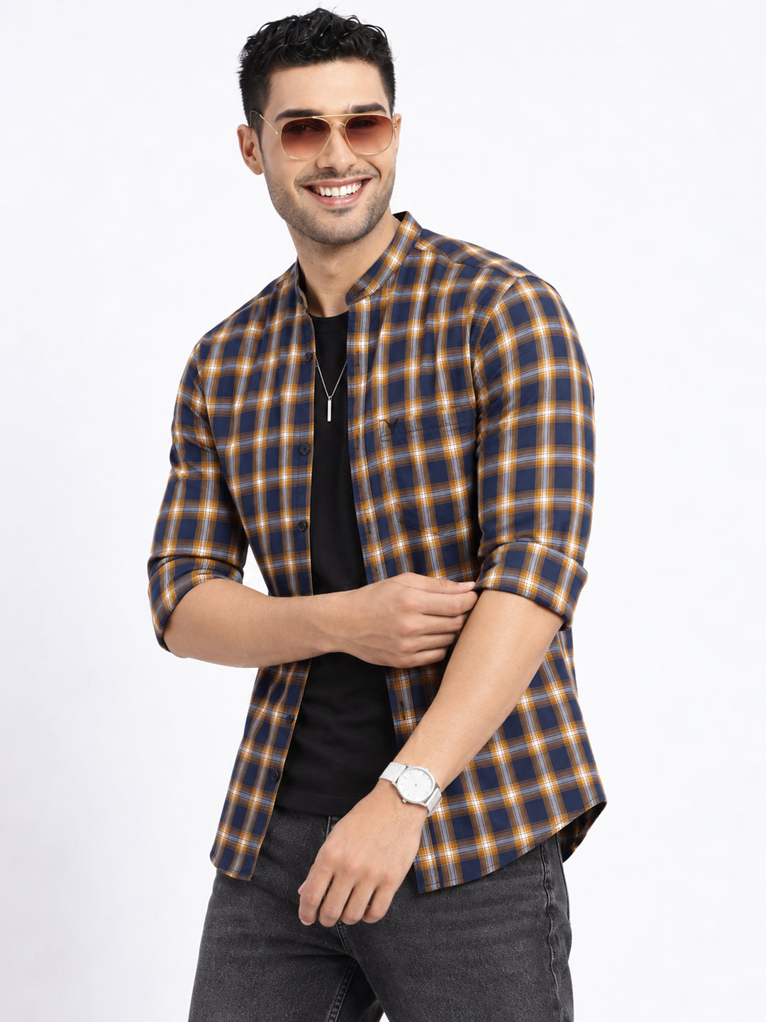 Men’s Checked Navy Blue Slim Fit Long Sleeves Shirt