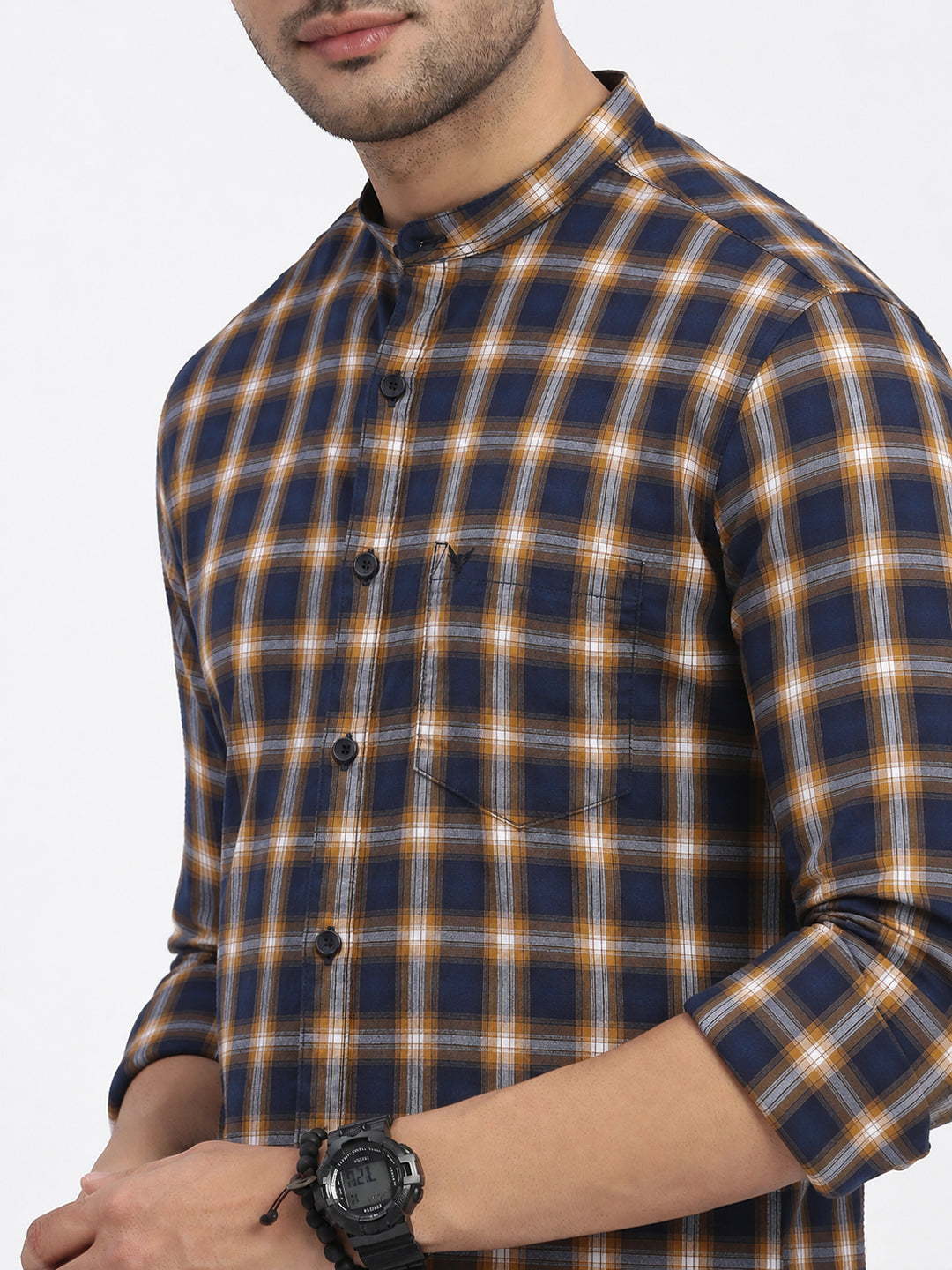 Men’s Checked Navy Blue Slim Fit Long Sleeves Shirt