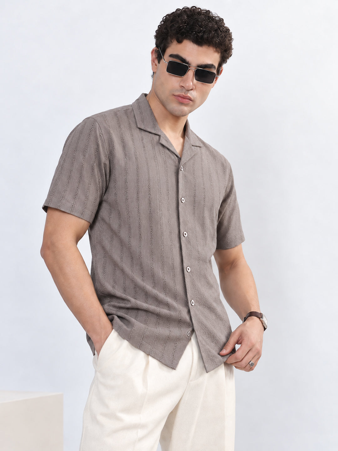 Men’s Striped Grey Relaxed-Fit Short-Sleeve Shirt