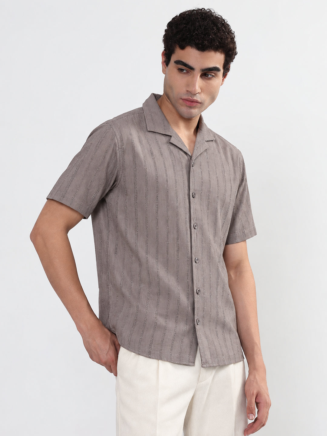 Men’s Striped Grey Relaxed-Fit Short-Sleeve Shirt