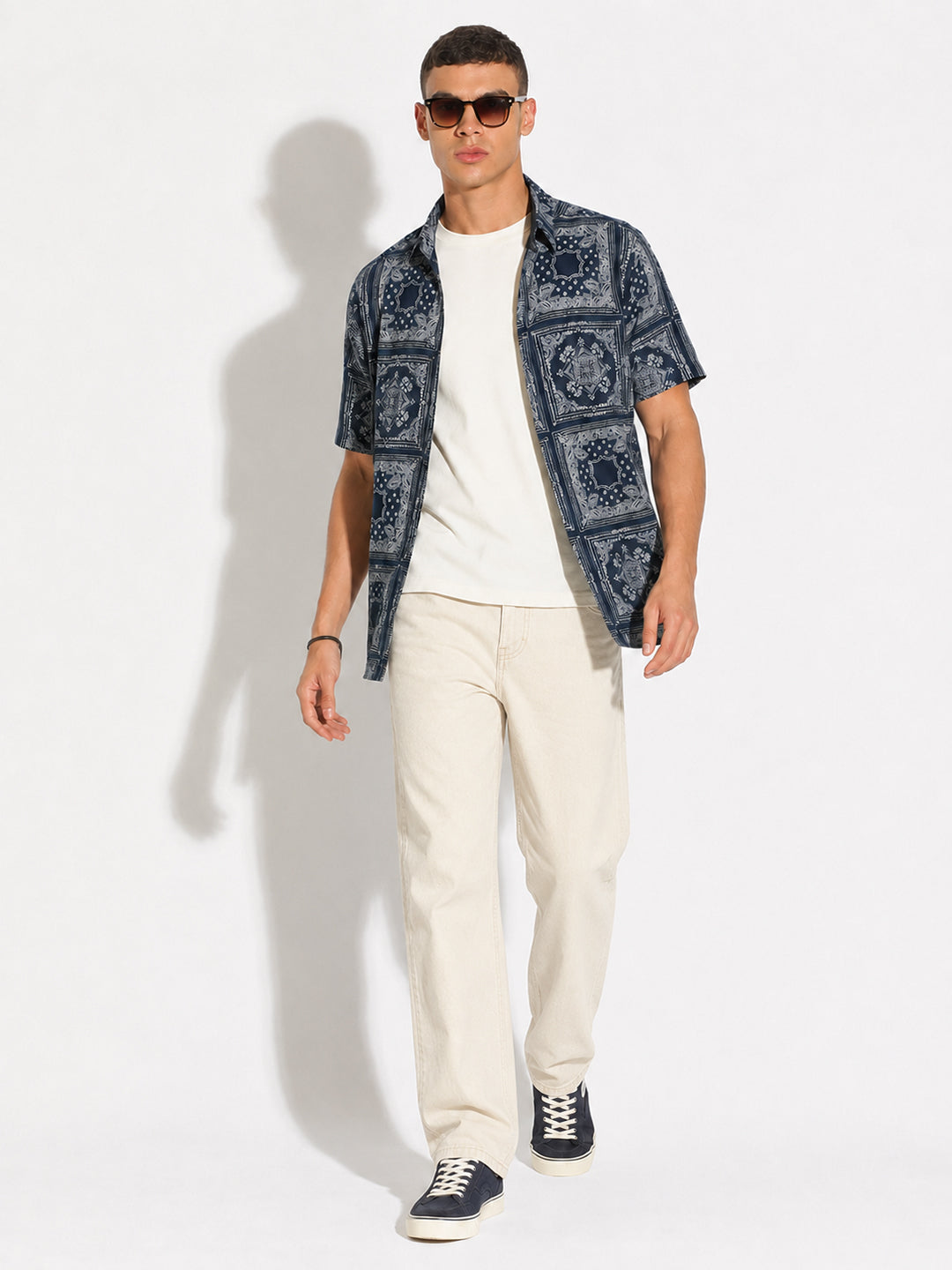 Men’s Ethnic Motifs Navy Blue Regular Fit Short Sleeves Casual Shirt