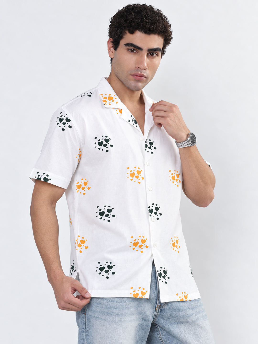 Men’s Graphic Printed White Relaxed Fit Short Sleeves Shirt