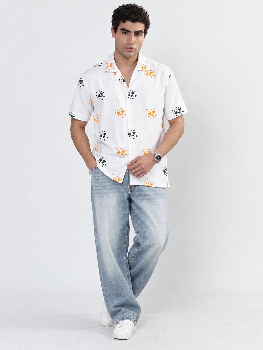 Men’s Graphic Printed White Relaxed Fit Short Sleeves Shirt
