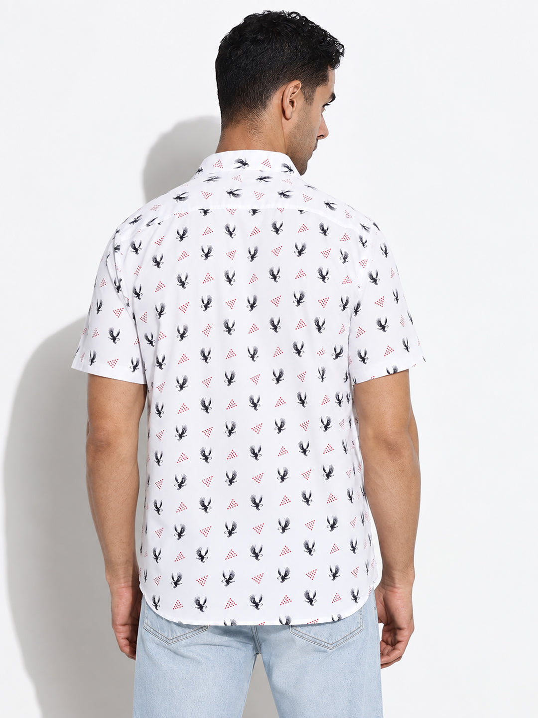 Men’s Printed White Relaxed Fit Short Sleeves Shirt
