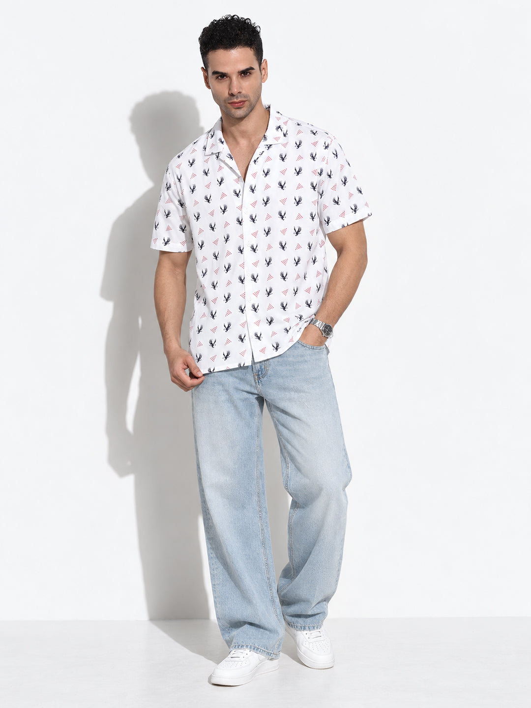Men’s Printed White Relaxed Fit Short Sleeves Shirt