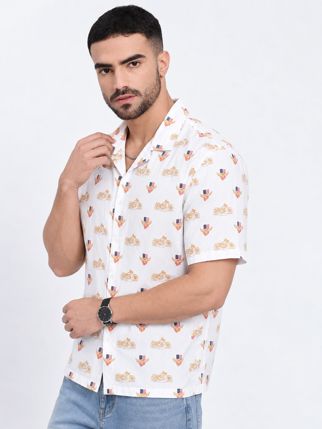 Men’s Graphic Printed White Relaxed Fit Short Sleeves Shirt