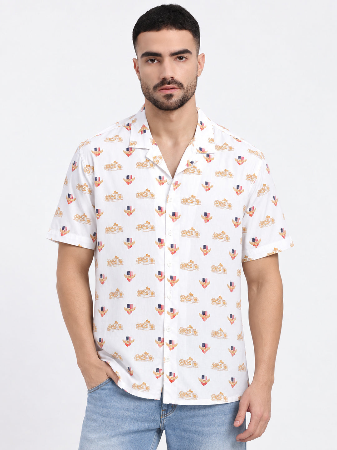 Men’s Graphic Printed White Relaxed Fit Short Sleeves Shirt