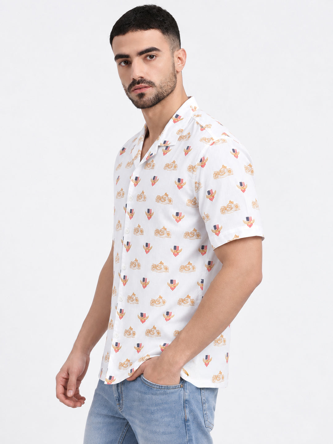 Men’s Graphic Printed White Relaxed Fit Short Sleeves Shirt