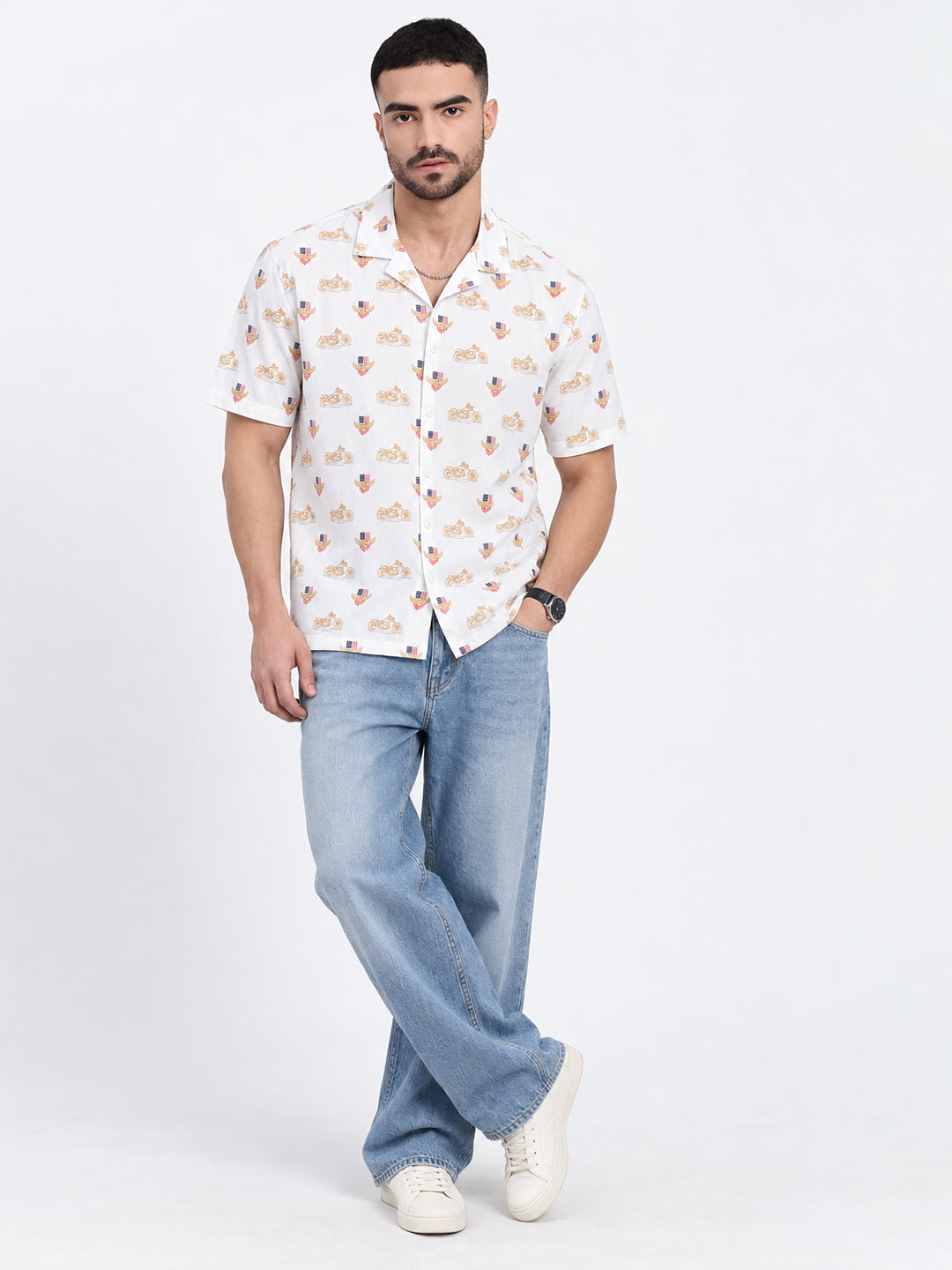 Men’s Graphic Printed White Relaxed Fit Short Sleeves Shirt