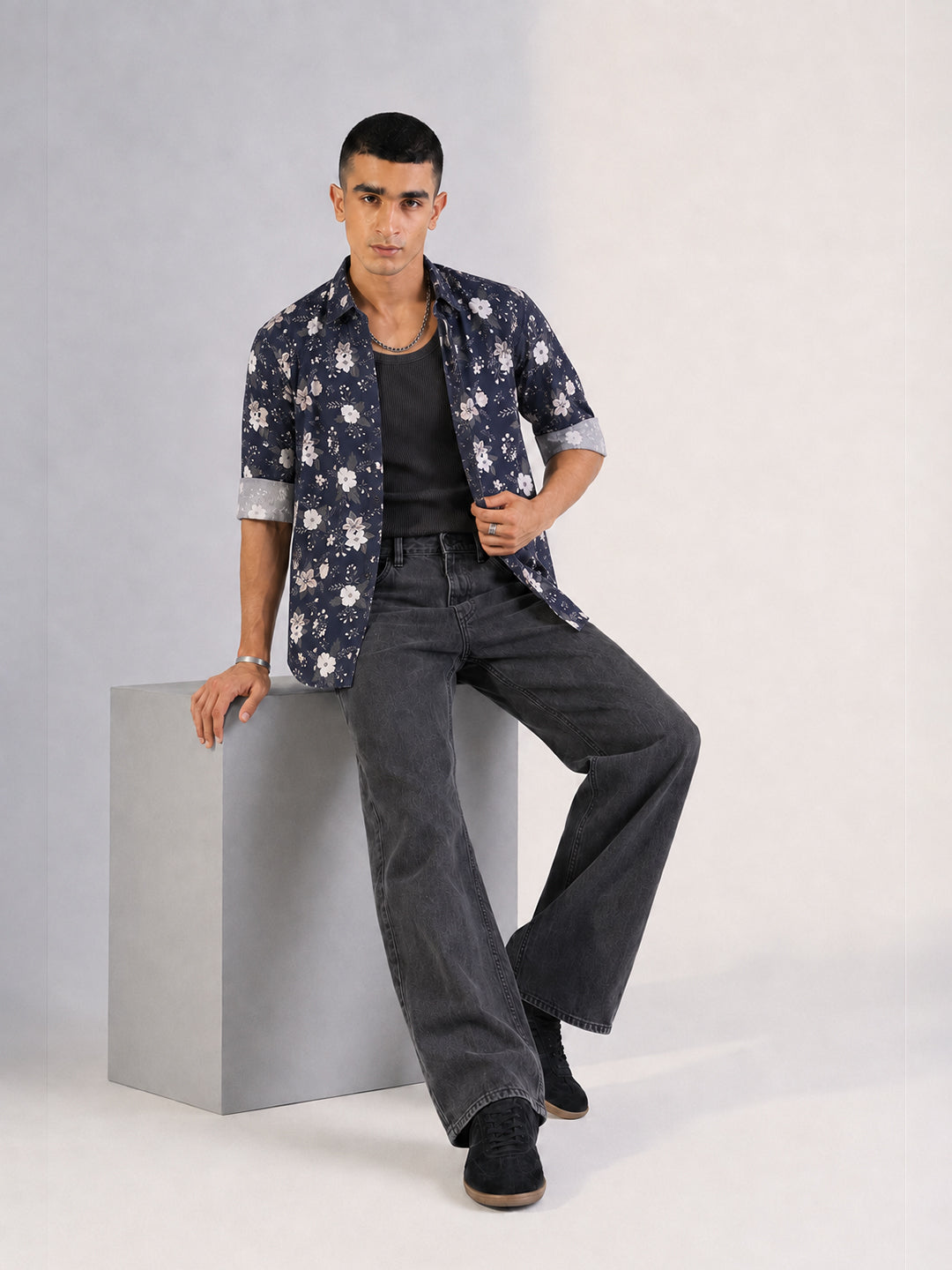 Men’s Floral Print Navy Blue Slim Fit Long Sleeves Shirt