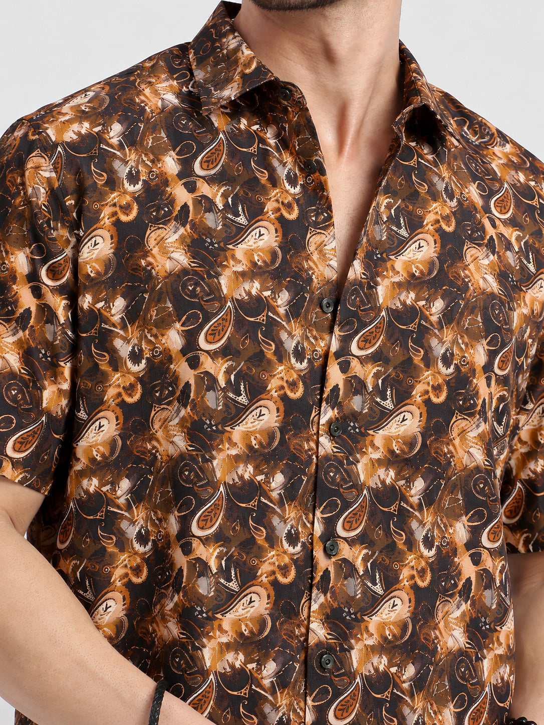 Men’s Paisley Print Brown Slim Fit Short Sleeves Casual Shirt
