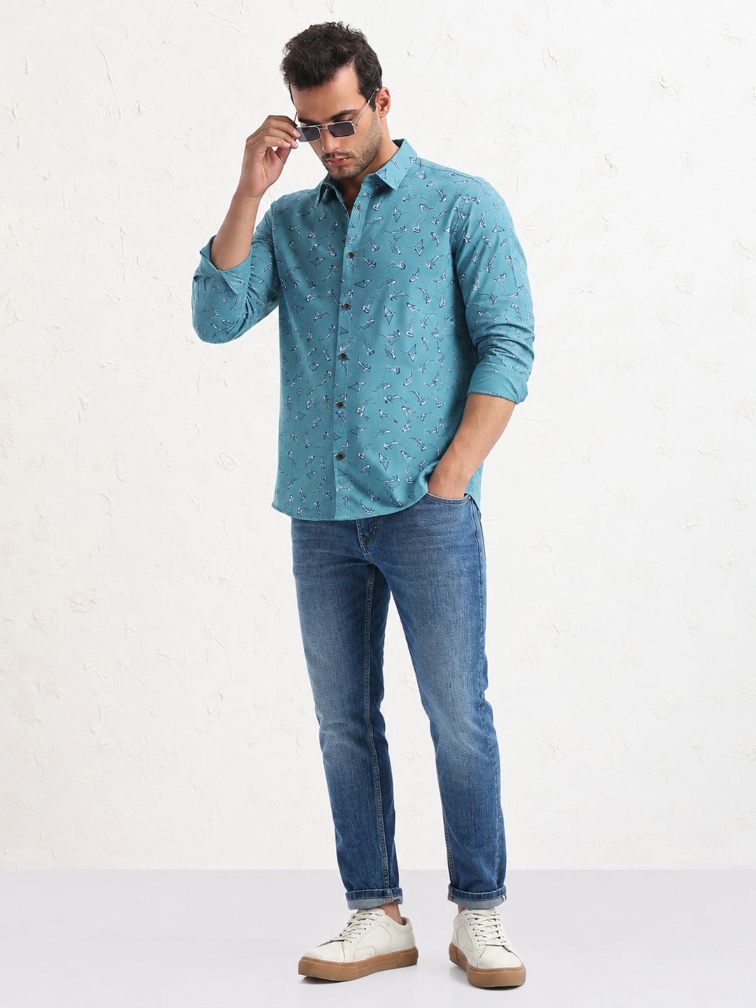 Men’s Animal Printed Blue Long Sleeves Shirt with Spread Collar