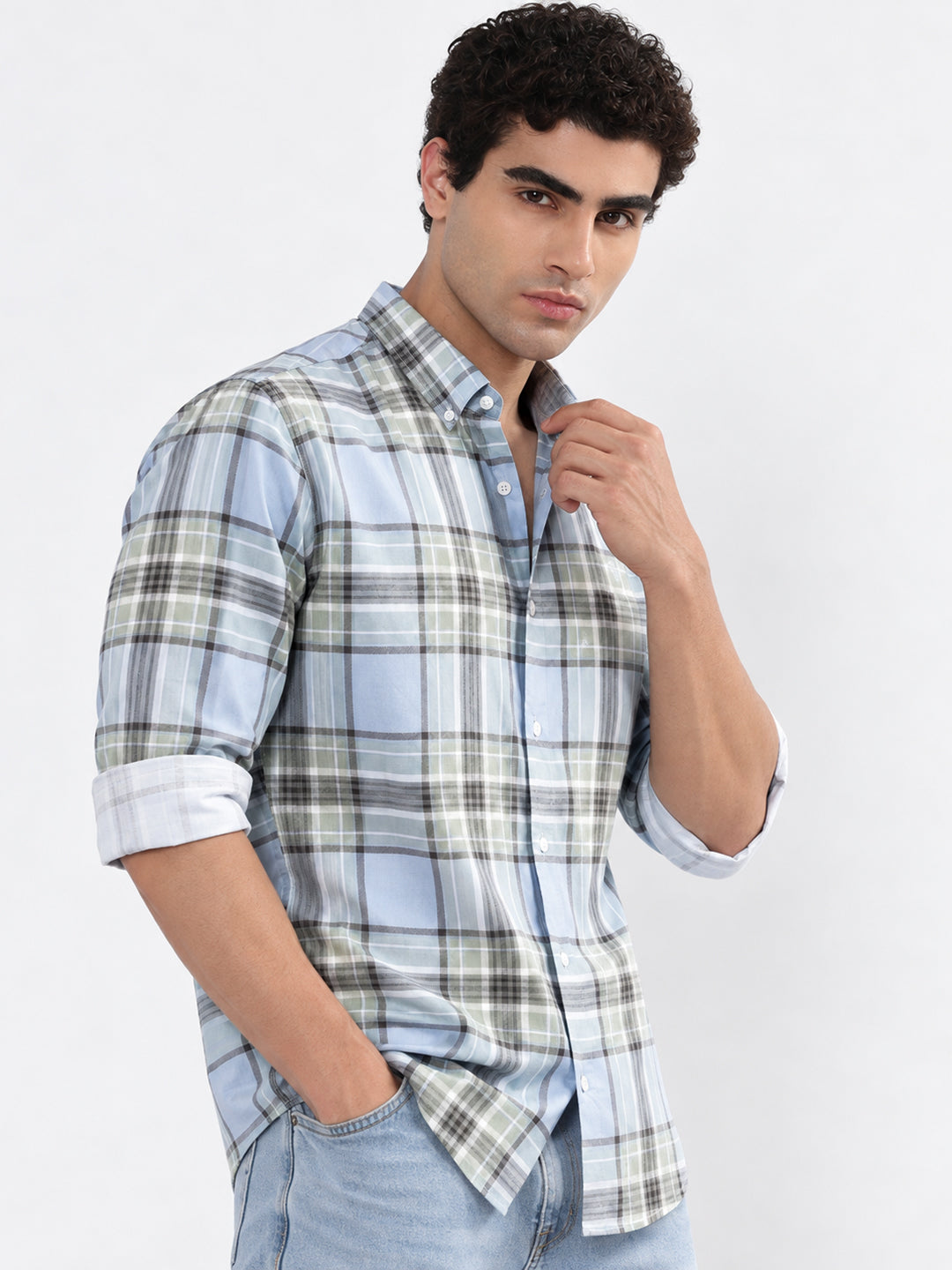 Men’s Checked Blue Spread Collar Long Sleeves Casual Shirt