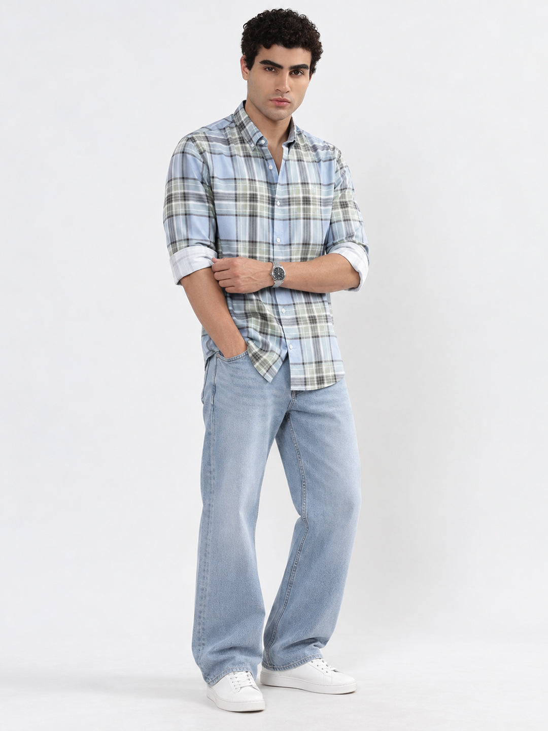 Men’s Checked Blue Spread Collar Long Sleeves Casual Shirt