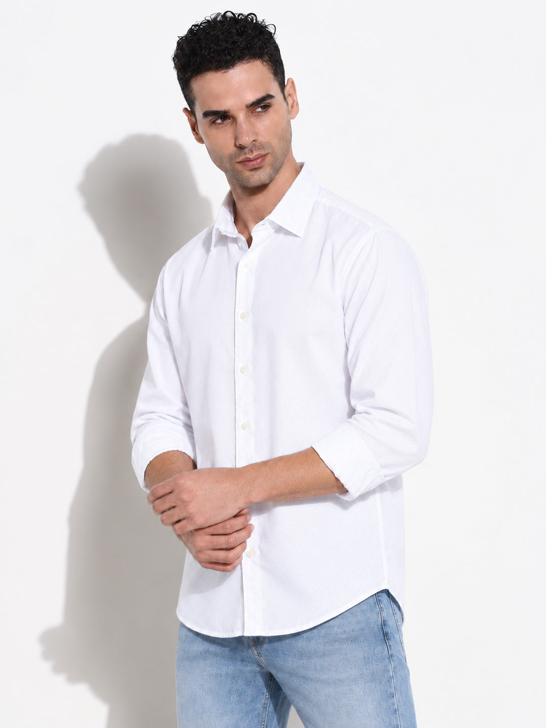 Men’s White Slim Fit Textured Long Sleeves Shirt