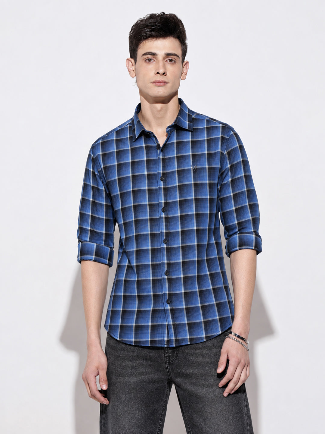 Men’s Checked Blue Slim Fit Long Sleeves Shirt