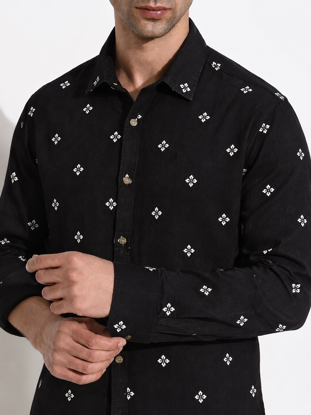 Men’s Floral Printed Black Long Sleeves Casual Shirt