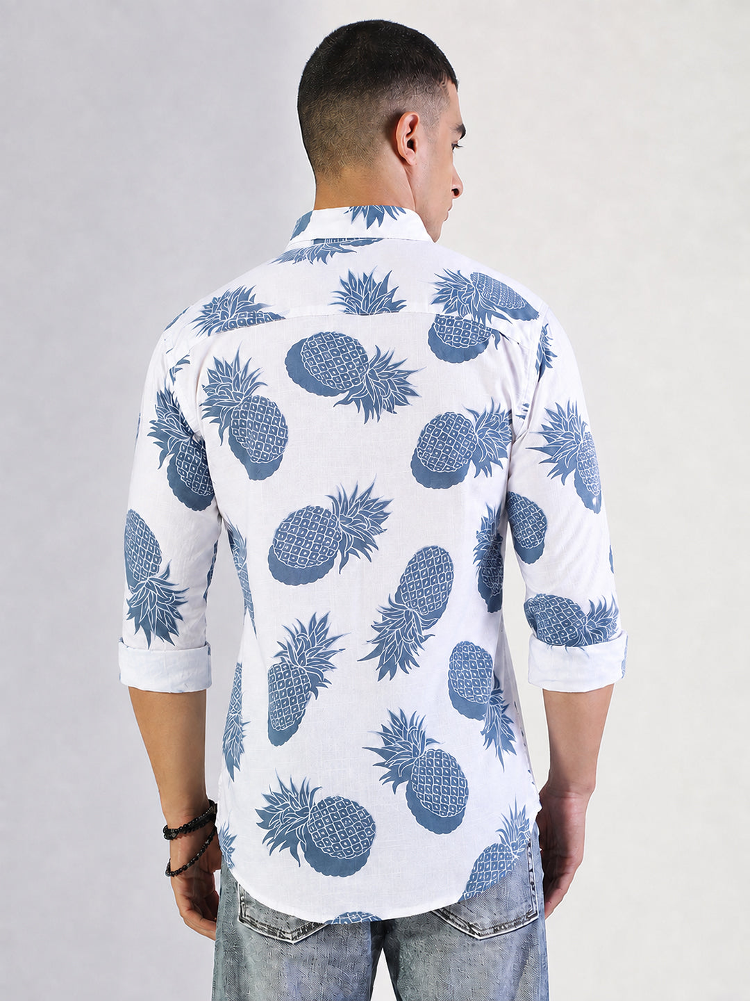 Men's Graphic Printed White Contrast Collar Slim Fit Shirt