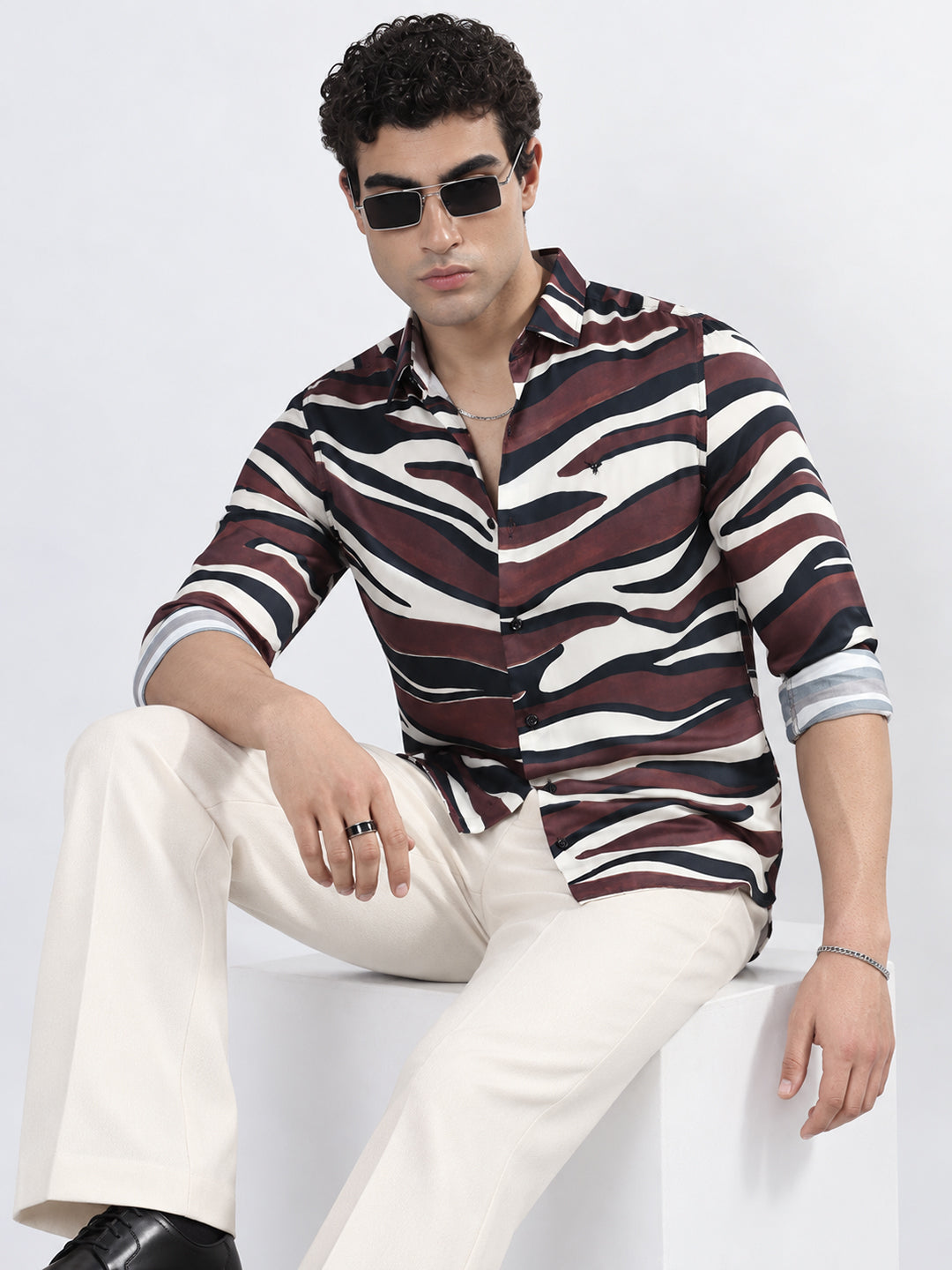 Men’s Abstract Printed Brown Slim Fit Long Sleeves Casual Shirt