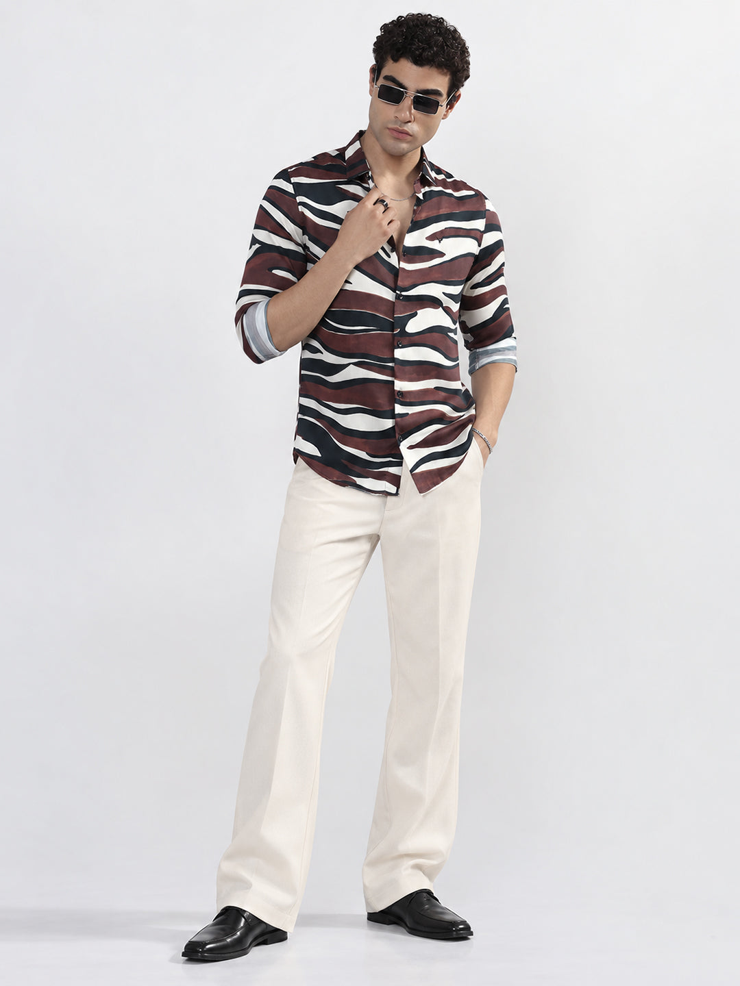 Men’s Abstract Printed Brown Slim Fit Long Sleeves Casual Shirt