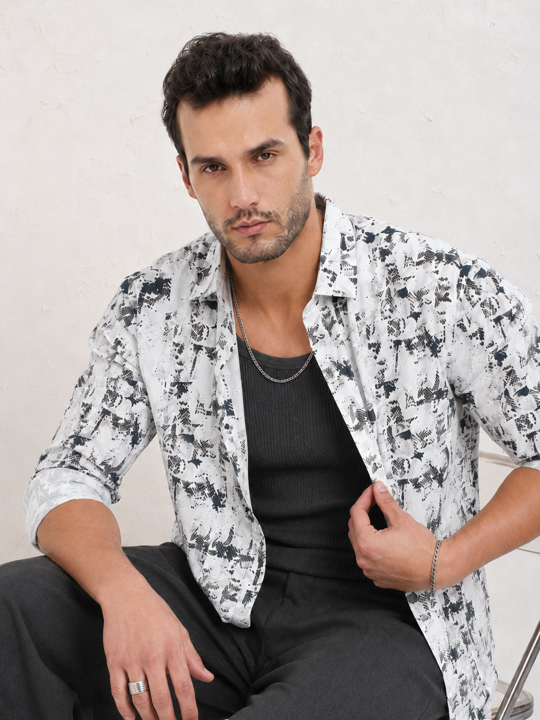 Men’s Abstract Printed White Slim Fit Long Sleeve Casual Shirt