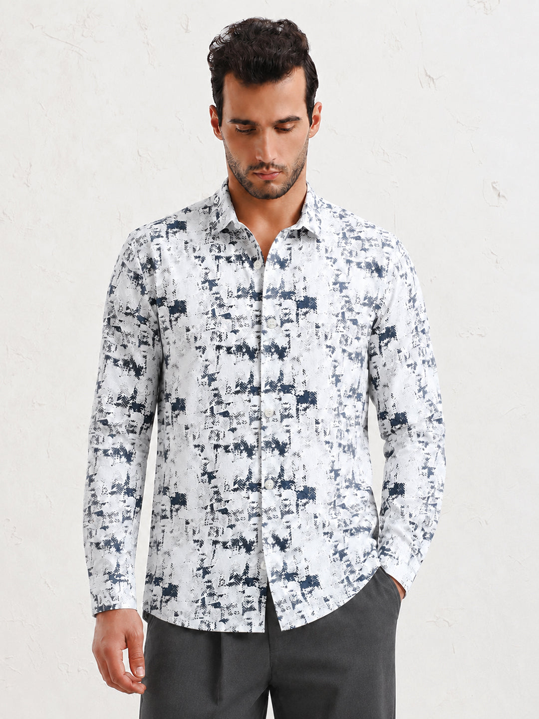 Men’s Abstract Printed White Slim Fit Long Sleeve Casual Shirt