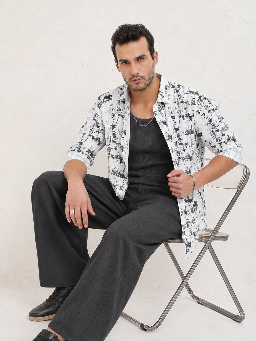 Men’s Abstract Printed White Slim Fit Long Sleeve Casual Shirt