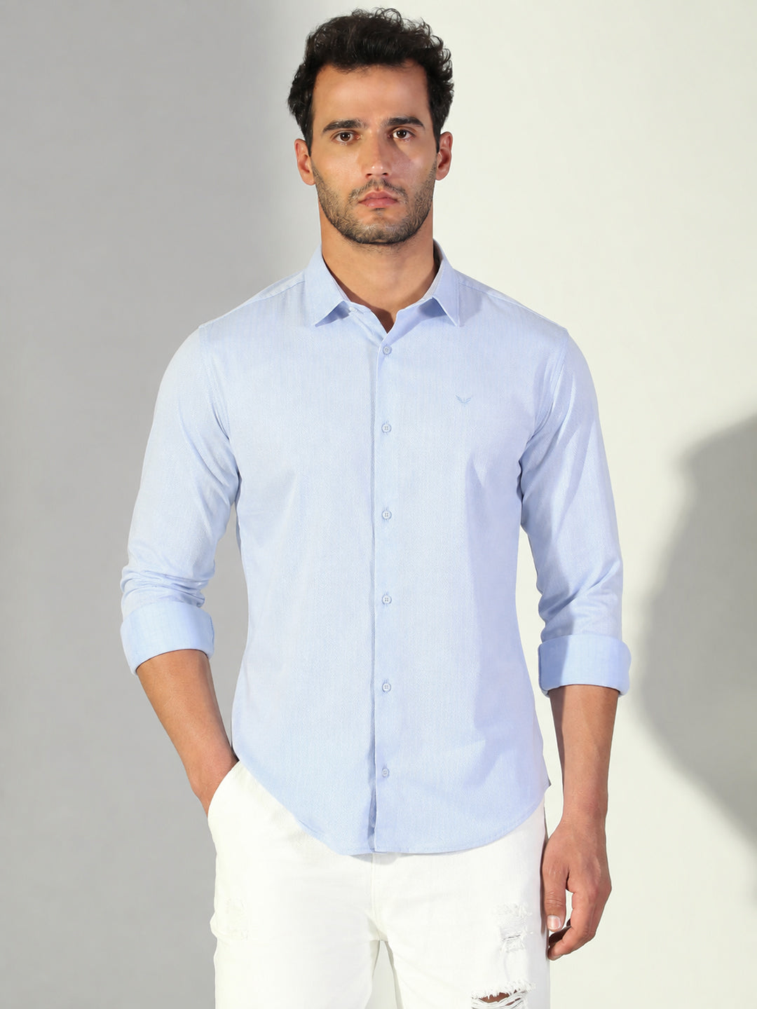 Men's Blue Chevron Print Long Sleeves Shirt with Spread Collar