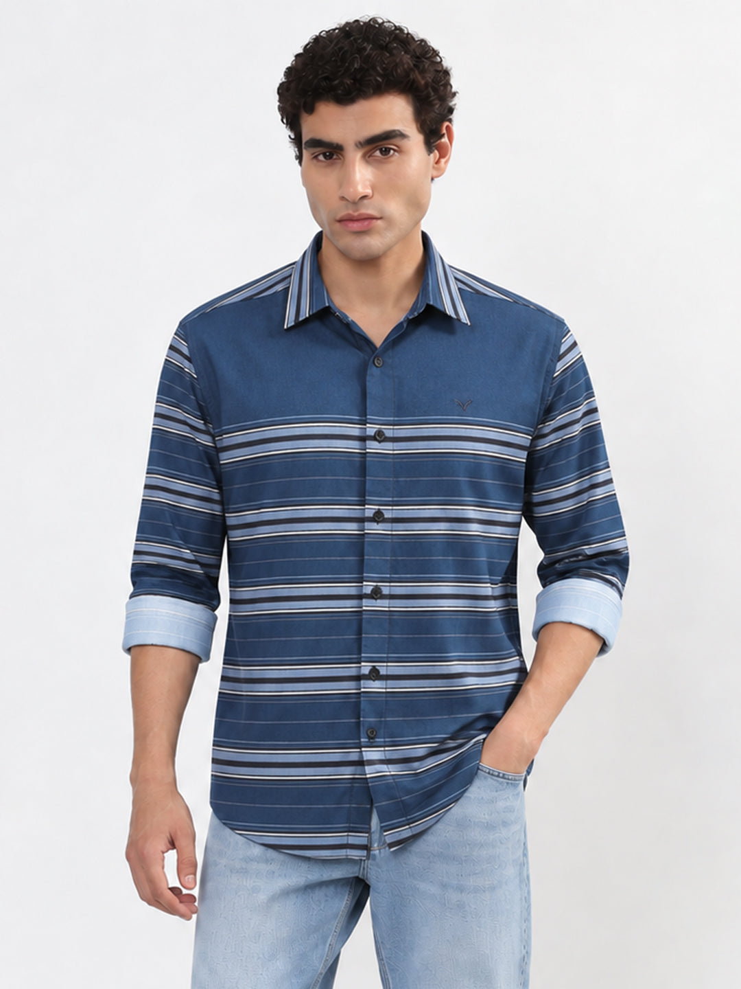 Men’s Horizontal Striped Blue Slim Fit Long Sleeves Casual Shirt