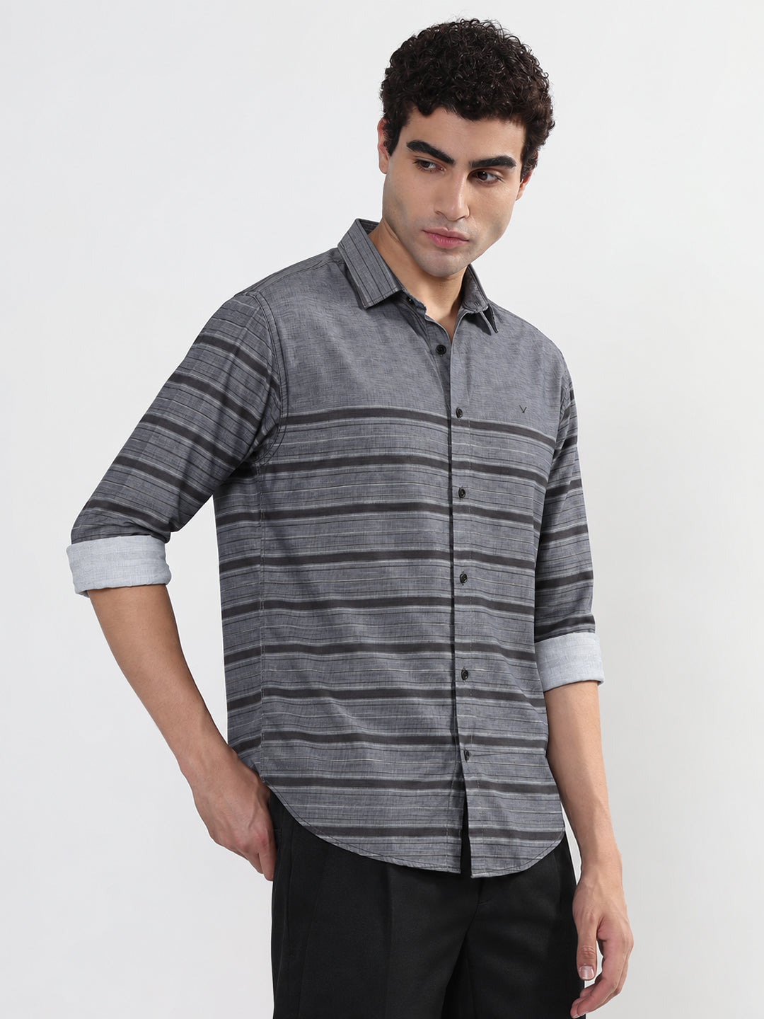 Men’s Horizontal Striped Grey Slim Fit Long Sleeves Casual Shirt