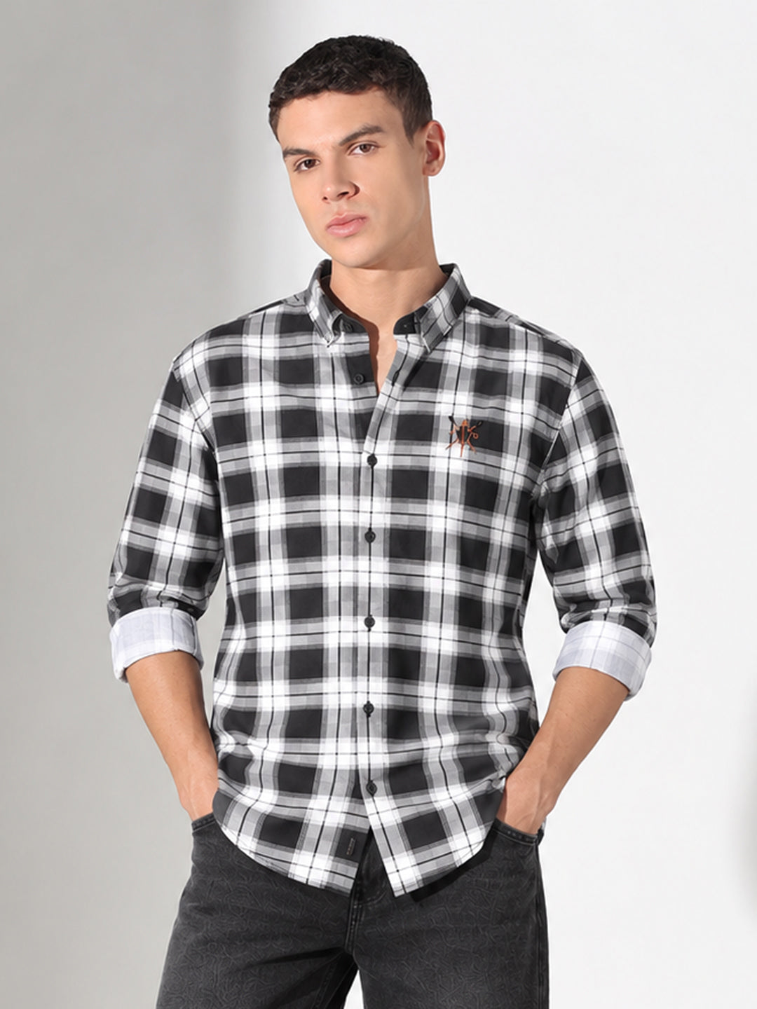 Men’s Checked Black Slim Fit Long Sleeves Casual Shirt