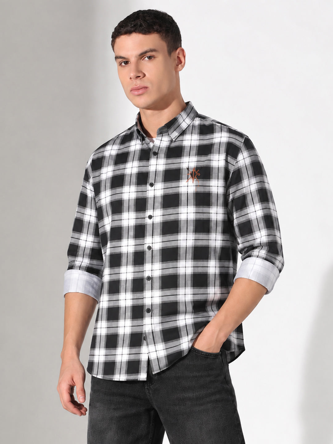 Men’s Checked Black Slim Fit Long Sleeves Casual Shirt