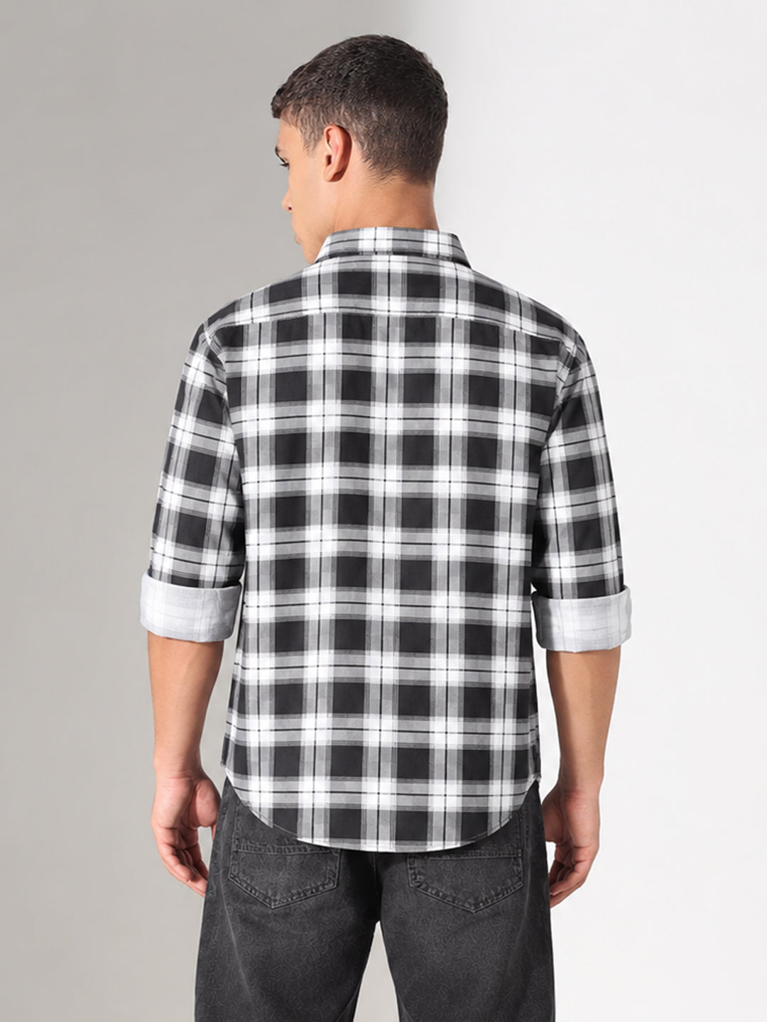 Men’s Checked Black Slim Fit Long Sleeves Casual Shirt