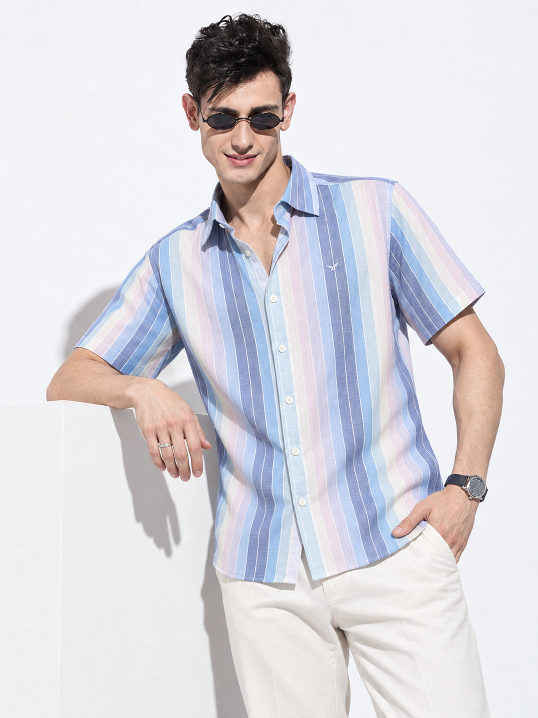 Men’s Vertical Striped Blue Short Sleeves Casual Shirt