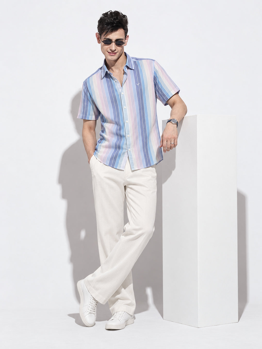 Men’s Vertical Striped Blue Short Sleeves Casual Shirt