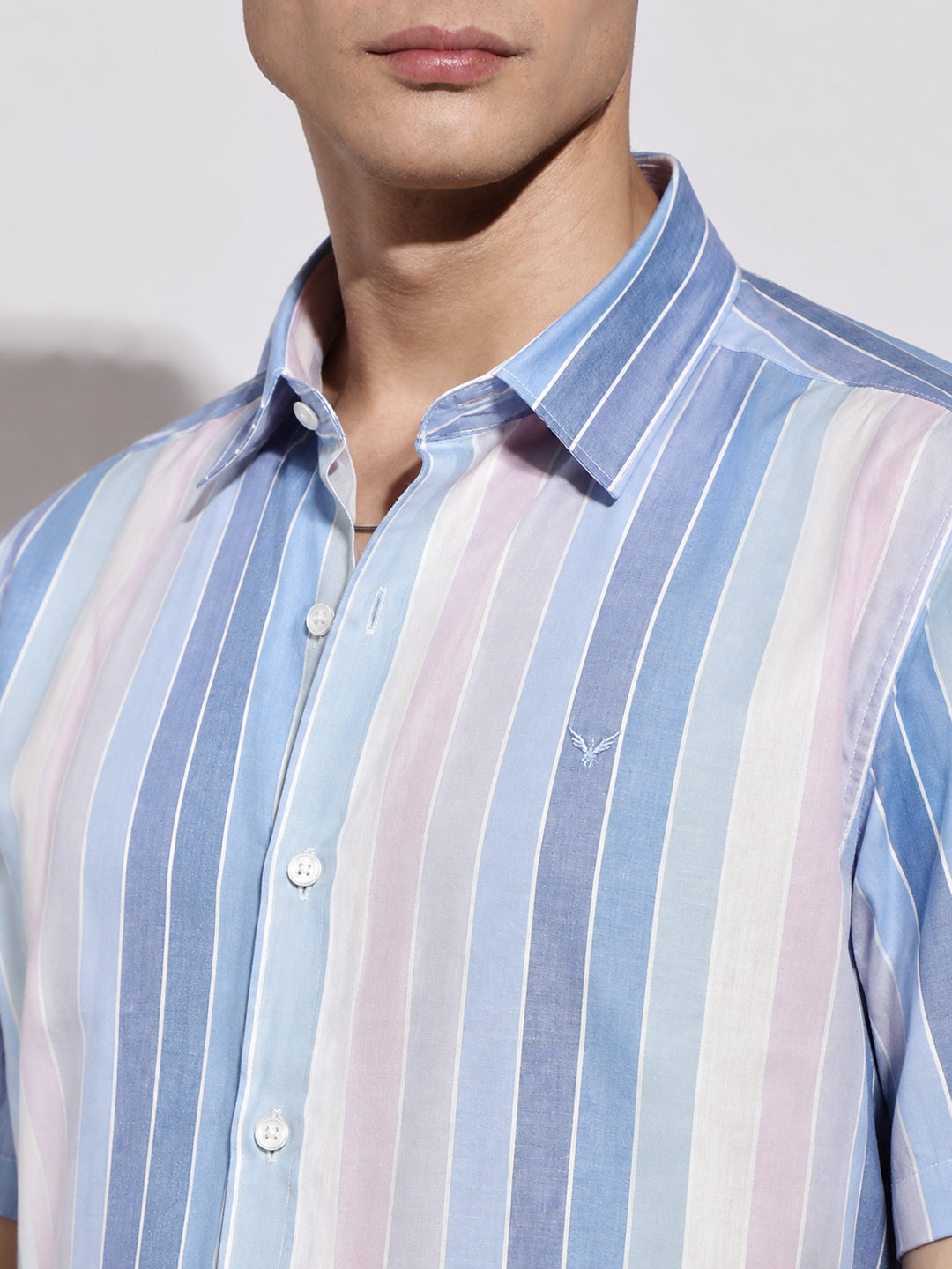 Men’s Vertical Striped Blue Short Sleeves Casual Shirt