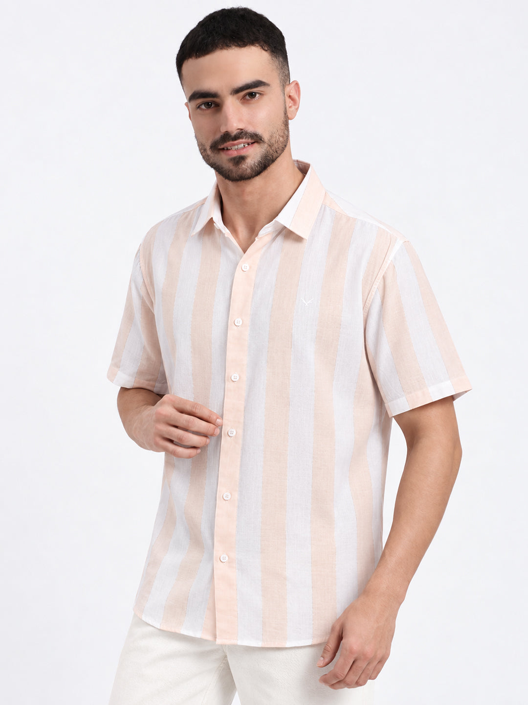 Men’s Vertical Striped White Regular Fit Short Sleeves Casual Shirt