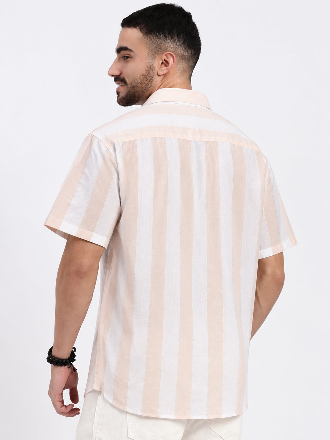 Men’s Vertical Striped White Regular Fit Short Sleeves Casual Shirt