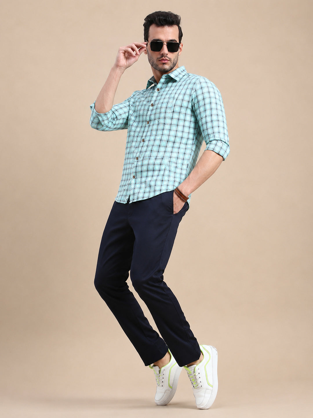 Men’s Checked Green Slim Fit Long Sleeves Shirt with Spread Collar