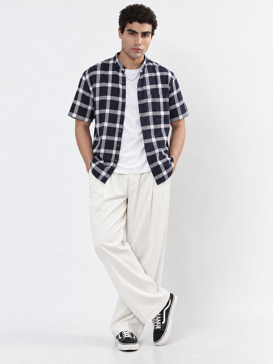 Men’s Checked Navy Blue Short Sleeves Mandarin Collar Shirt