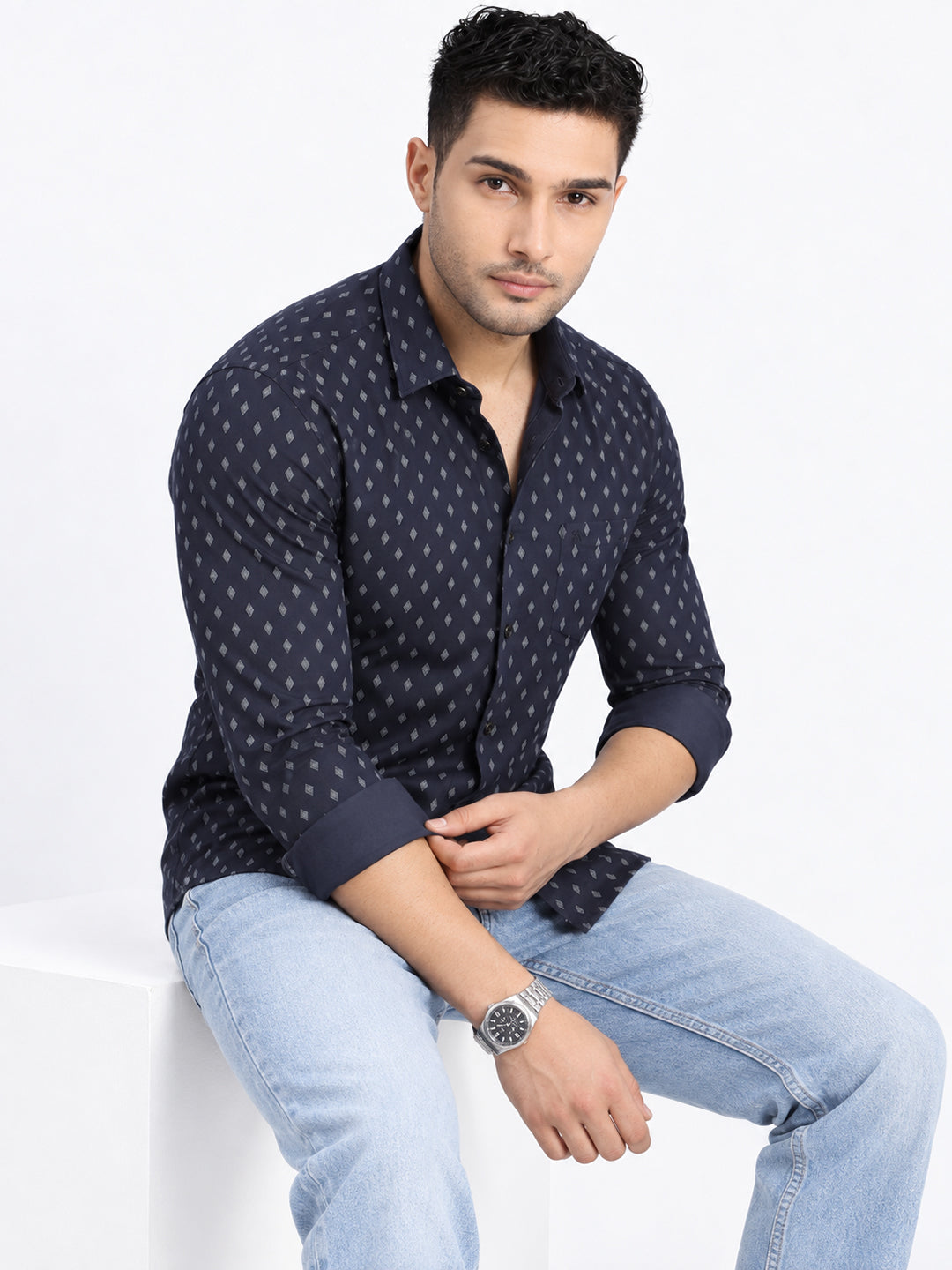 Men’s Geometric Printed Navy Blue Slim Fit Long Sleeves Casual Shirt