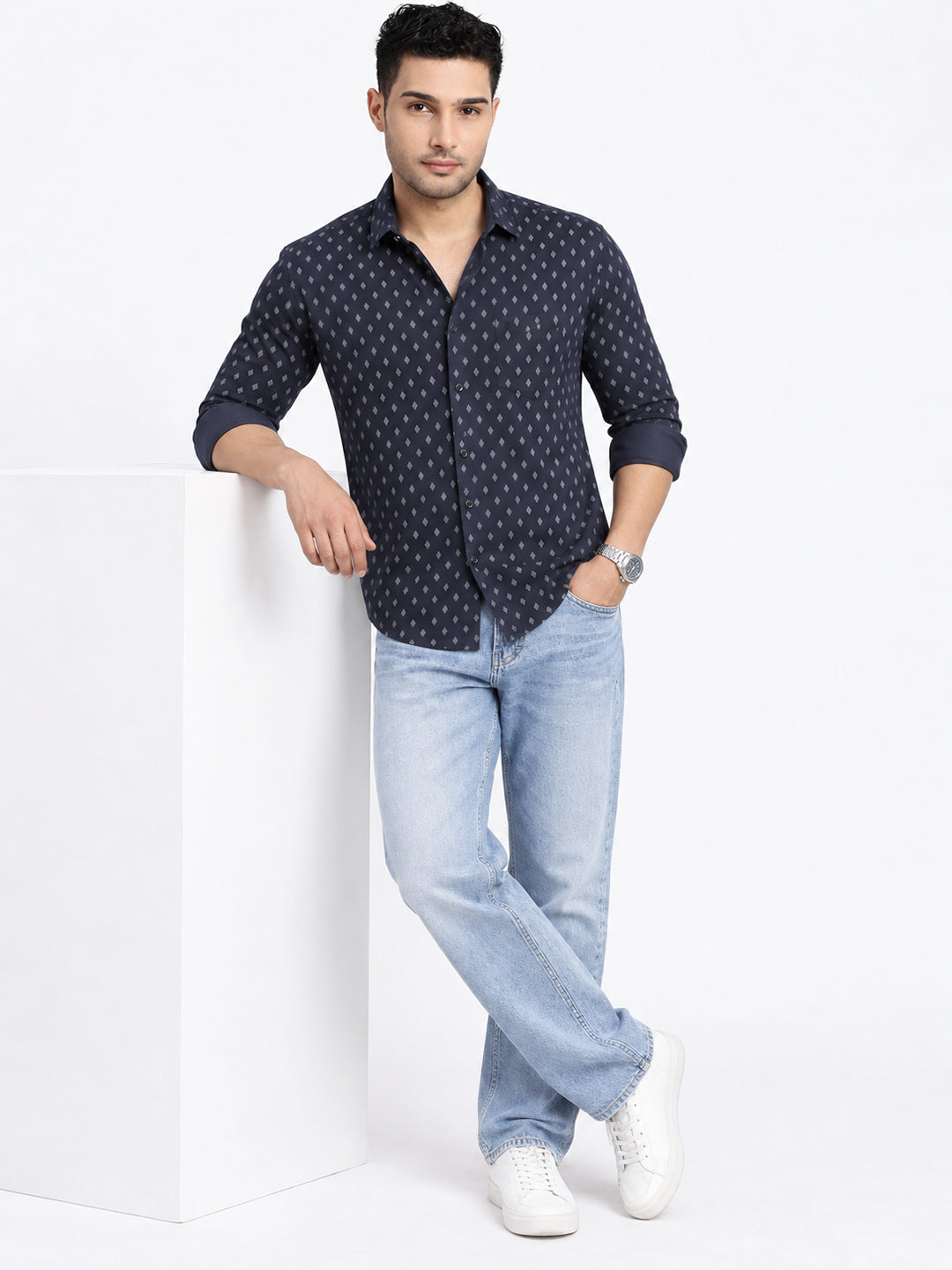 Men’s Geometric Printed Navy Blue Slim Fit Long Sleeves Casual Shirt