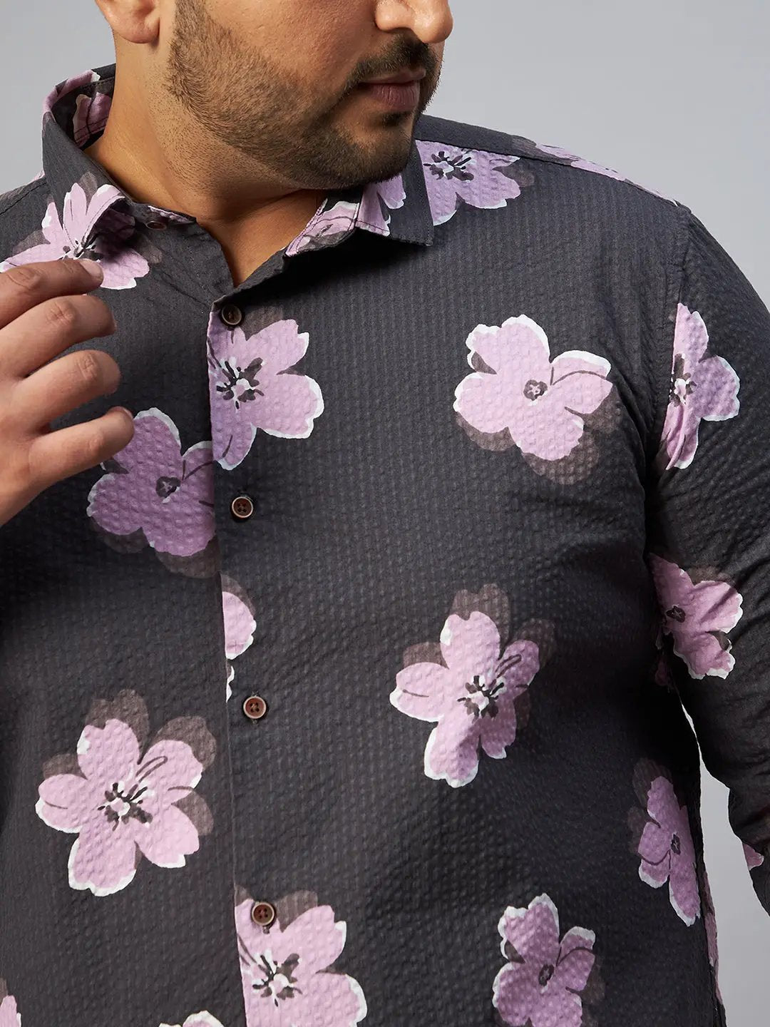 Men's Grey Printed Spread Collar Full Sleeves Casual Shirt - from SHOWOFFFF