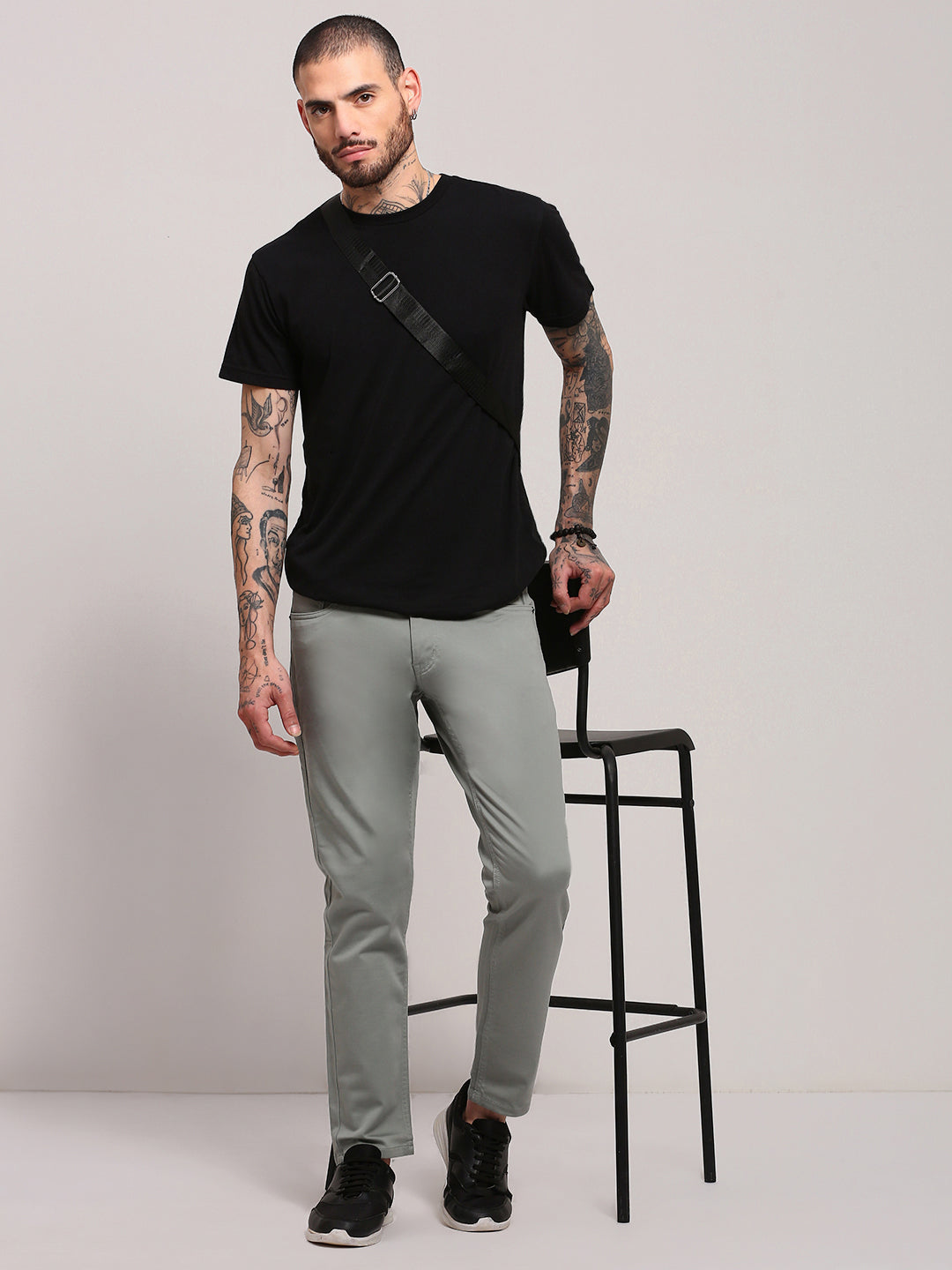 Men Grey Slim Fit Jeans