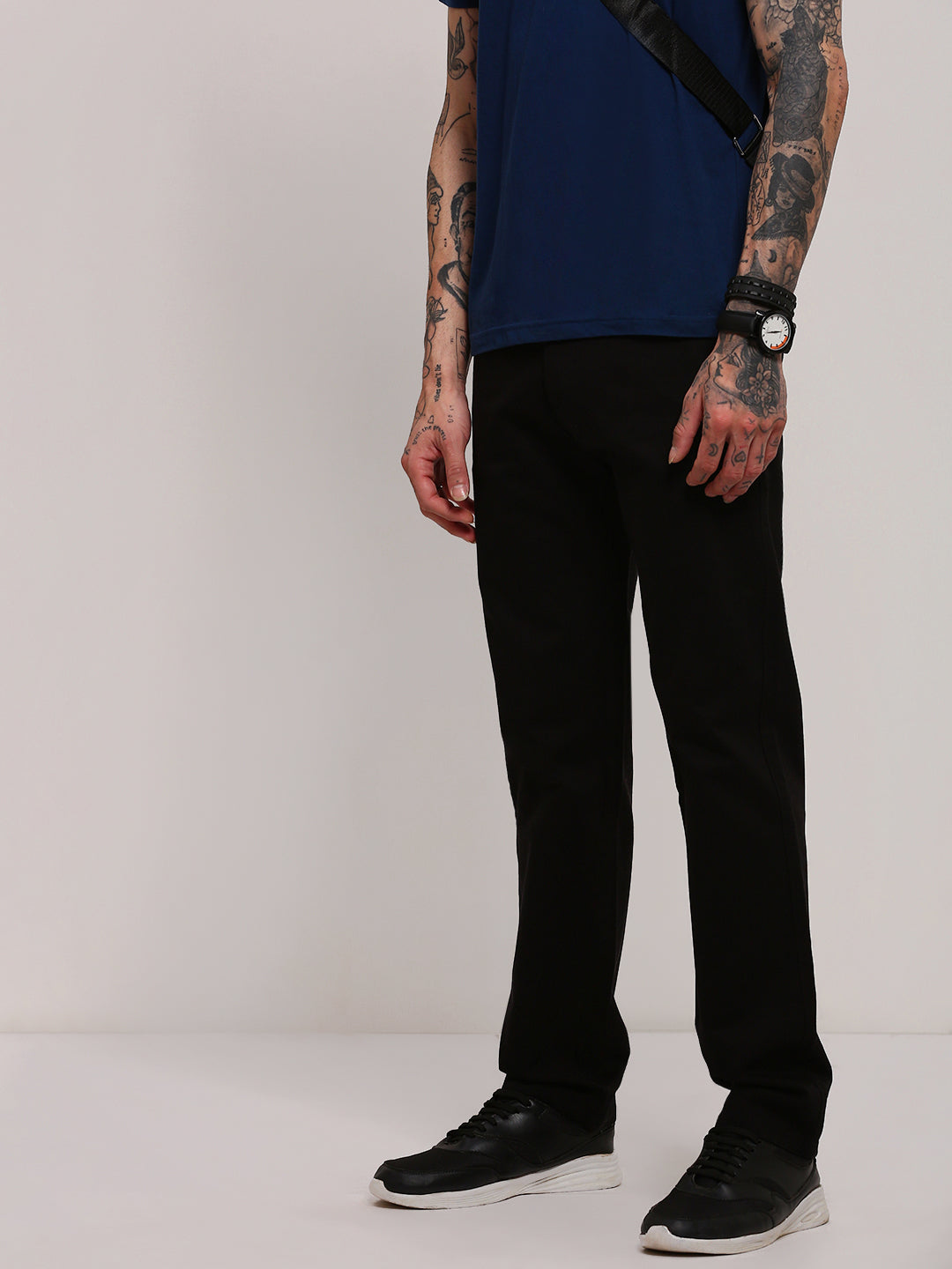 Men Black Solid Trousers