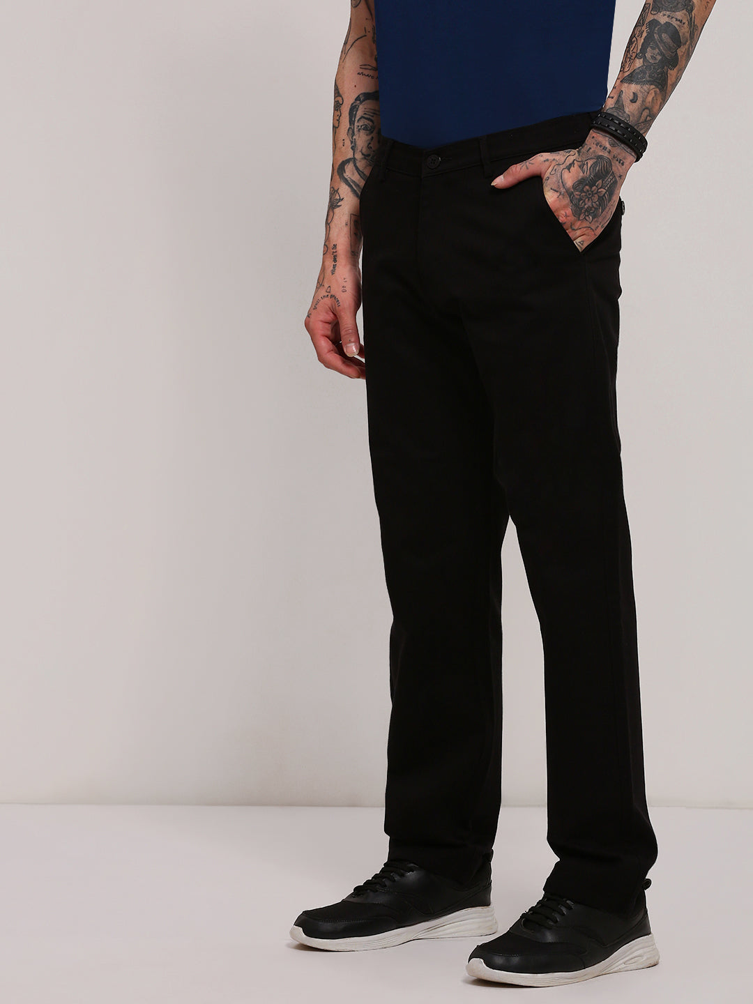 Men Black Solid Trousers