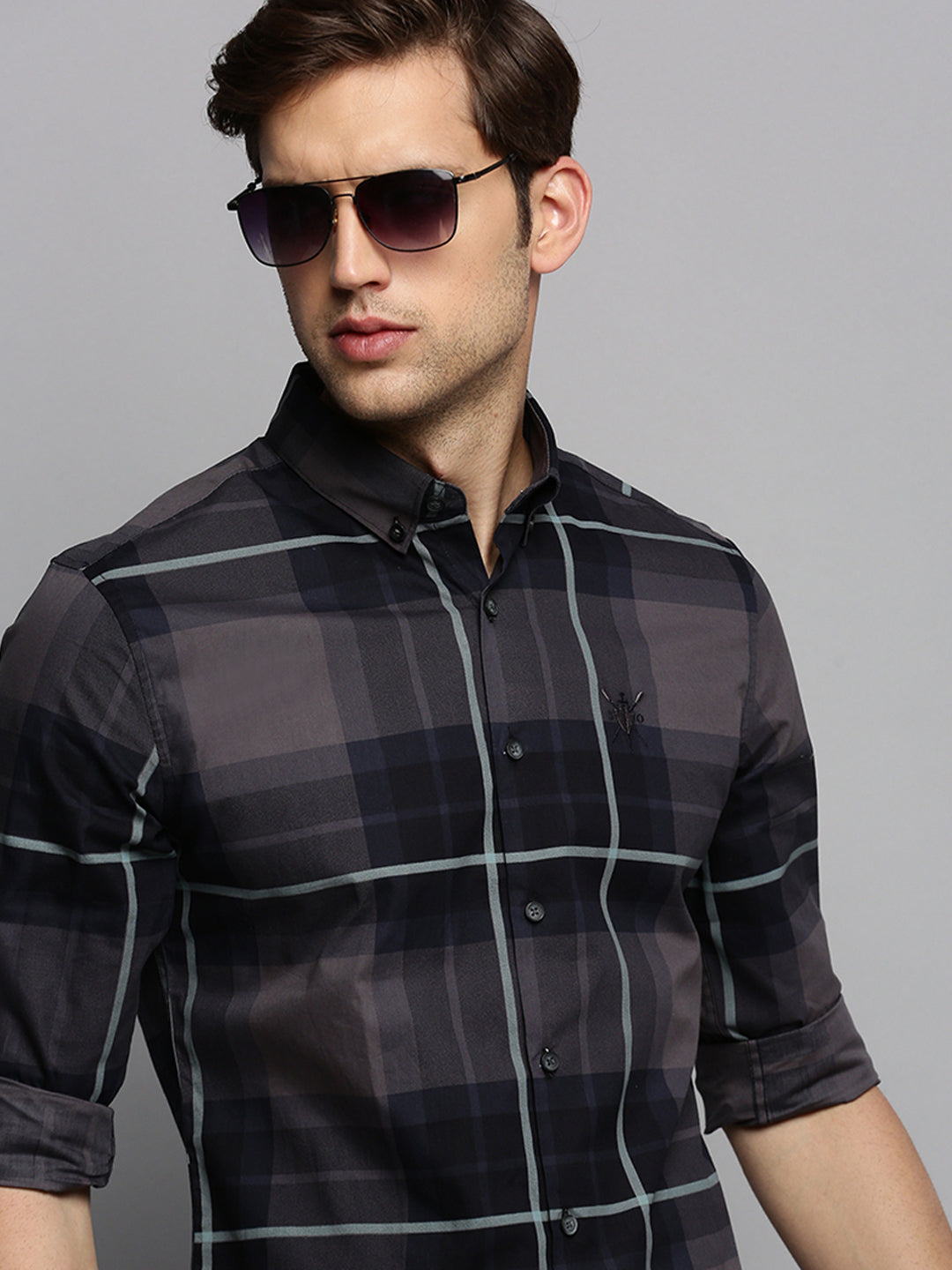 Men Spread Collar Checked Navy Blue Shirt