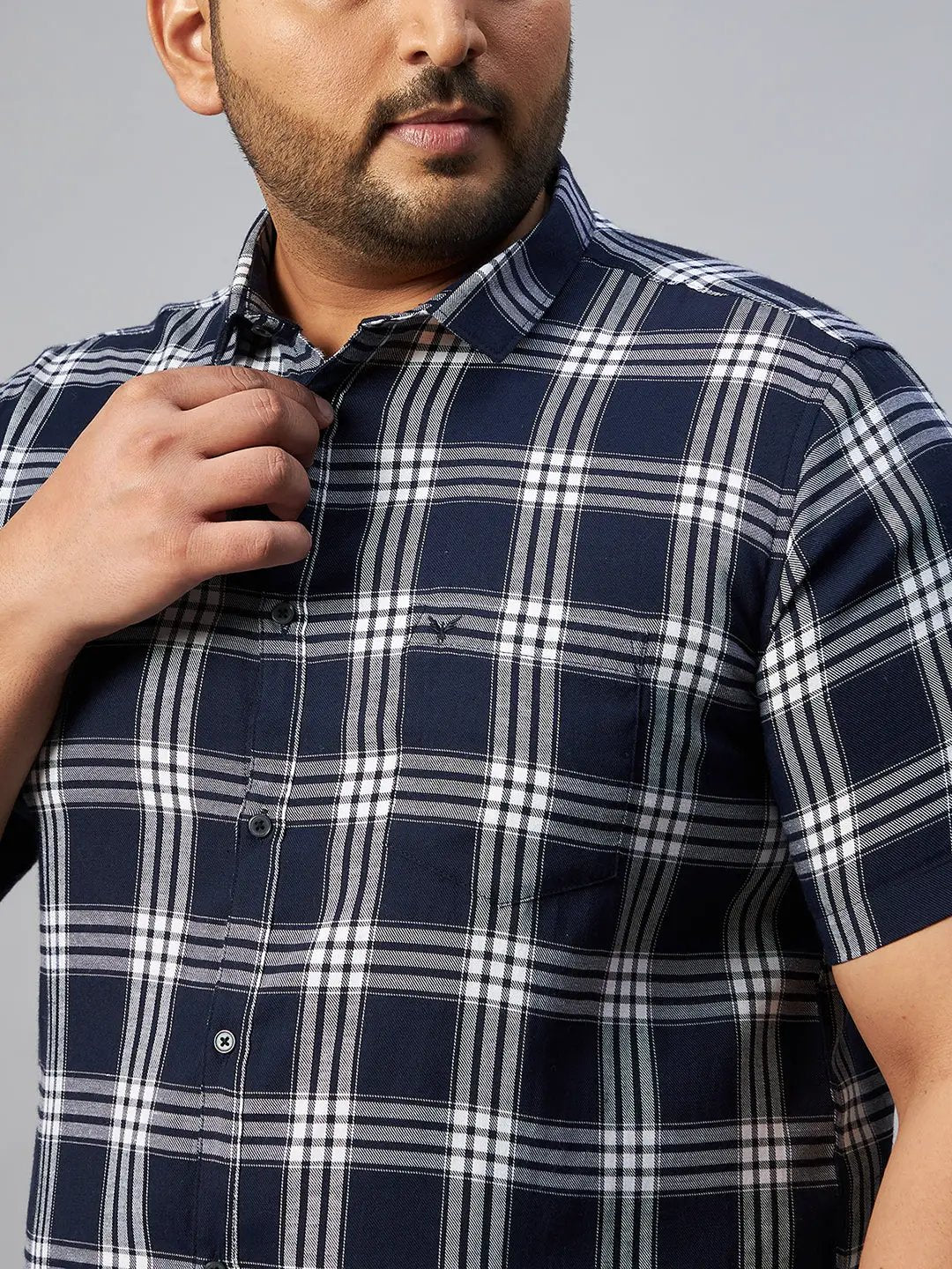 Men's Navy Blue Checked Spread Collar Casual Shirt